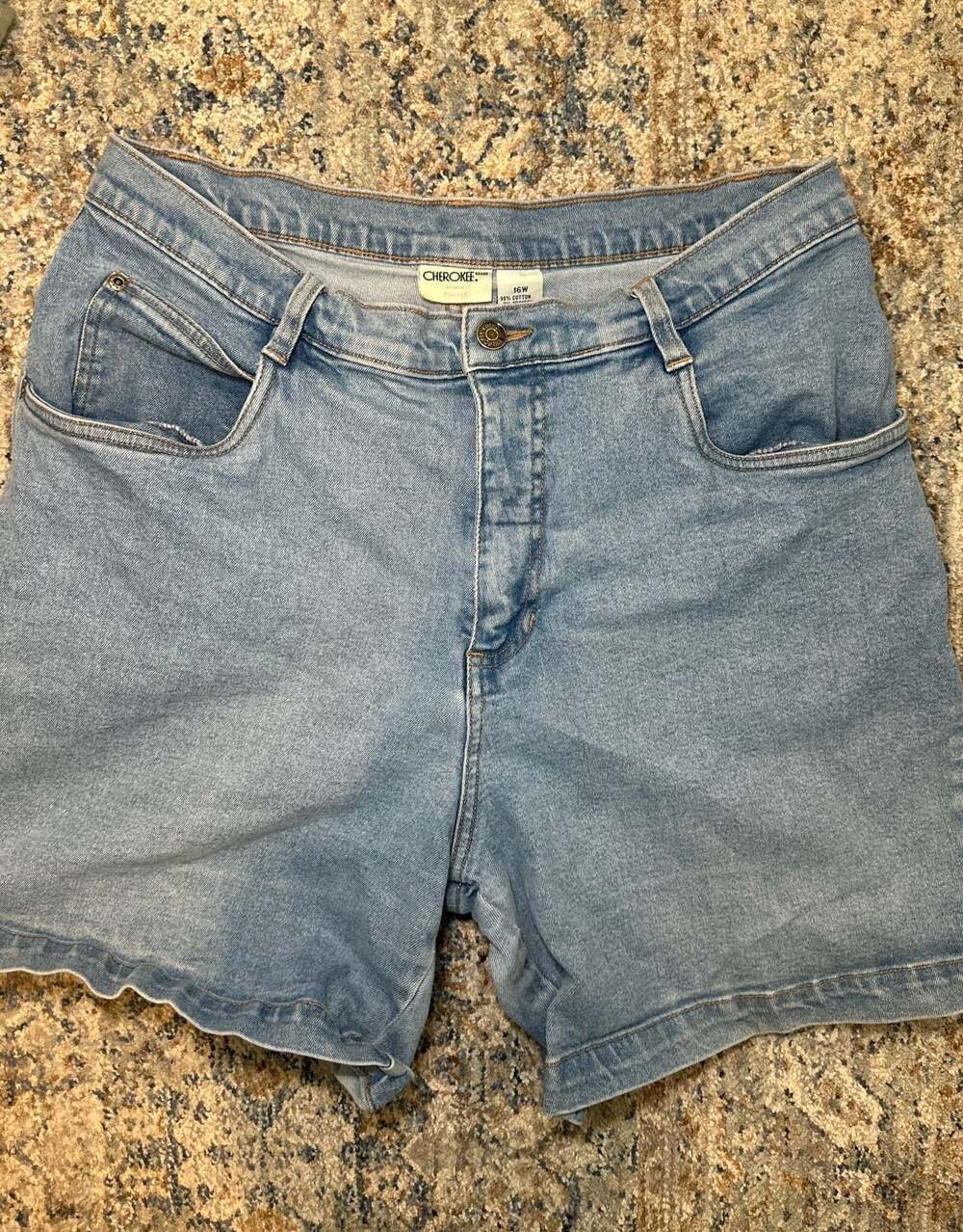 Cherokee Mid Rise Denim Shorts Womens Size 16W Light Wash Cotton Blend